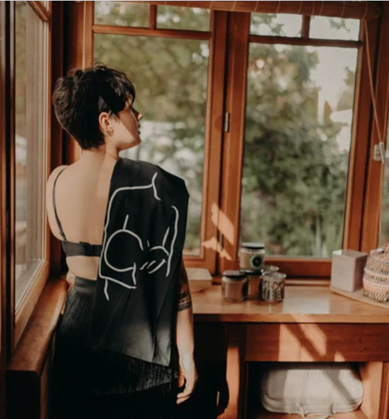 T-shirt d'allaitement - Motherhood – Image 9